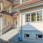 Merit * Kuressaare